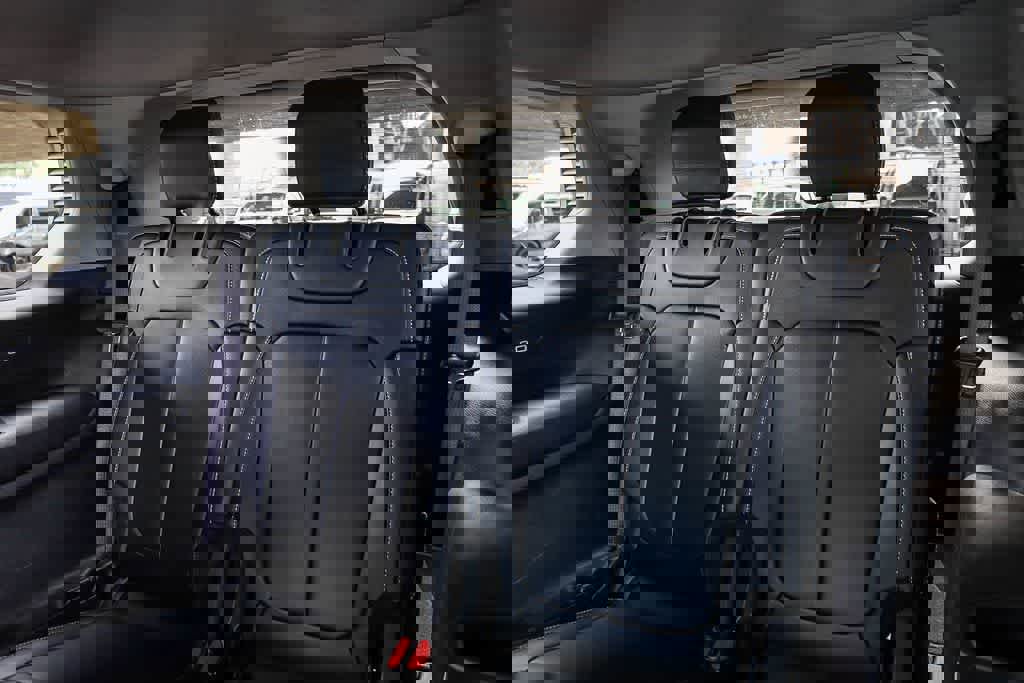 Used 2021 Jeep Grand Cherokee L Limited image 19