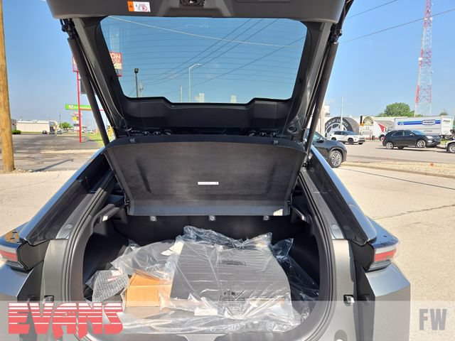 New 2026 Toyota C-HR AWD/4WD image 25