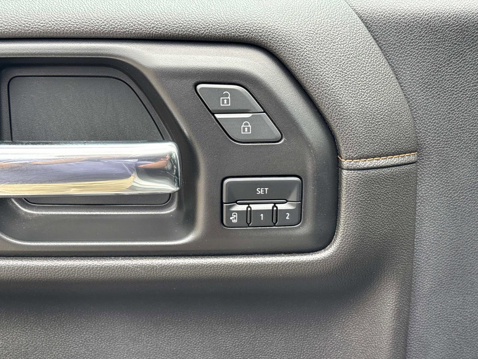 Certified 2022 GMC Sierra 1500 AT4 w/ AT4 Premium Package AWD/4WD image 14