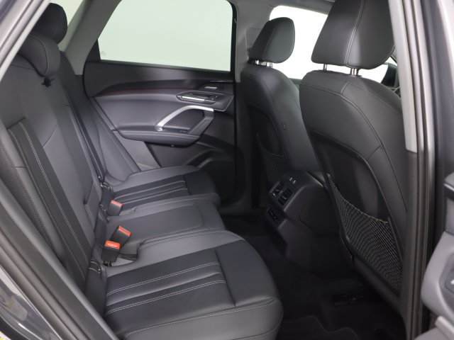 Certified 2025 Audi Q5 Premium Plus w/ Premium Plus AWD/4WD image 14