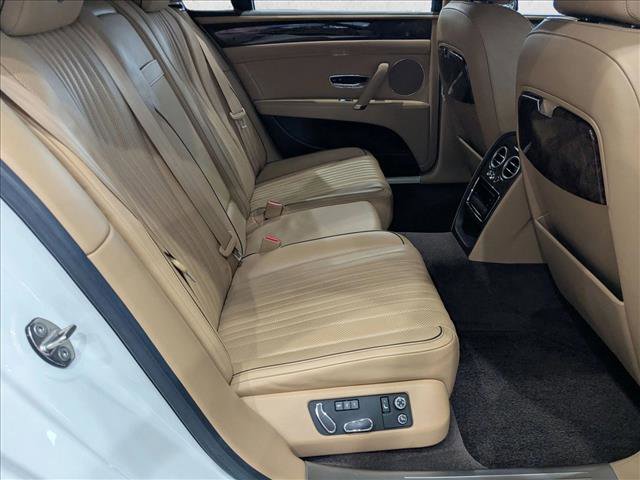 Used 2018 Bentley Flying Spur S V8 image 20