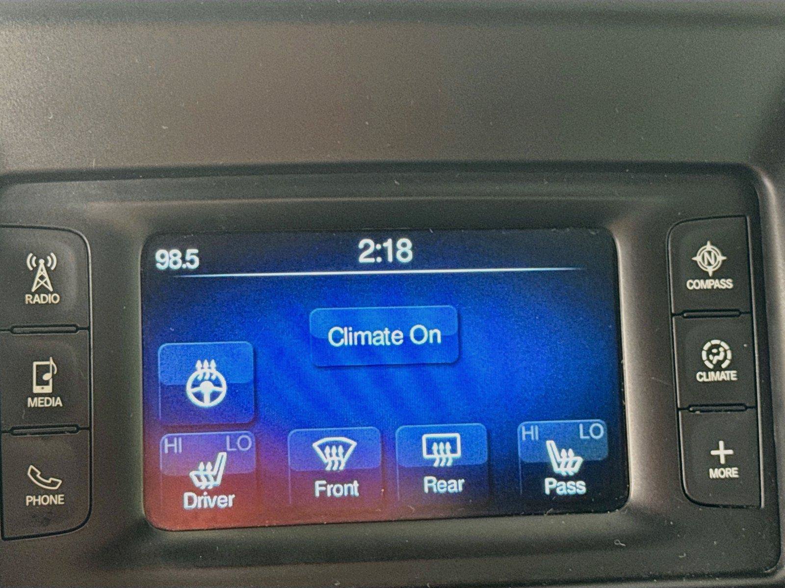 Used 2015 Chrysler 200 S FWD image 13