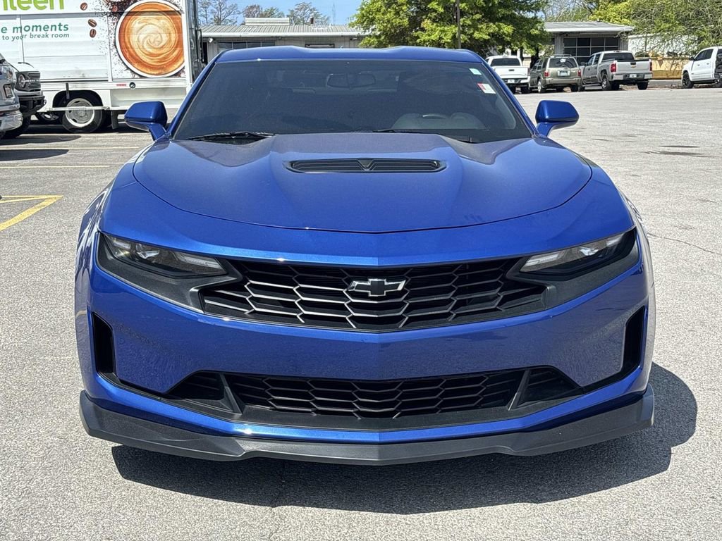 Used 2020 Chevrolet Camaro LT w/ Technology Package RWD image 8