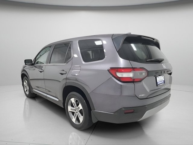 Used 2025 Honda Pilot EX-L image 5