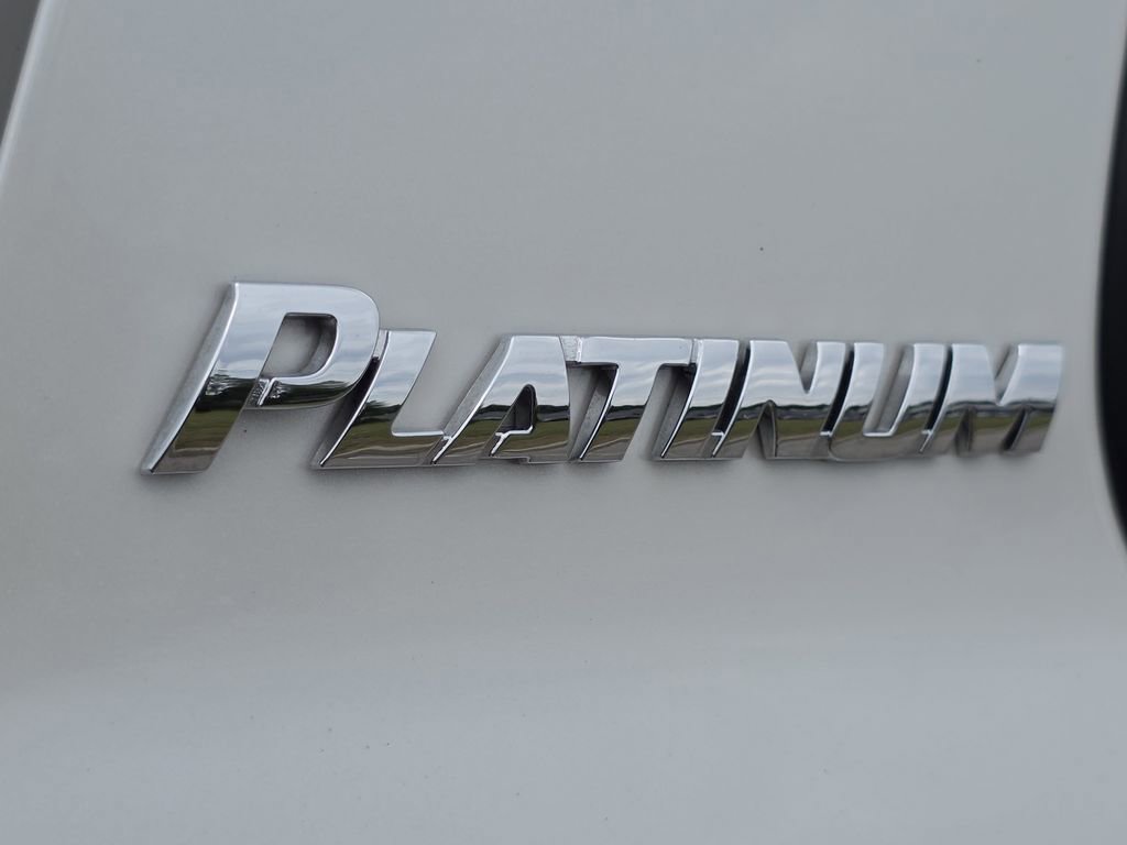Used 2019 Toyota Sequoia Platinum AWD/4WD image 11