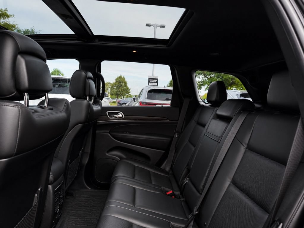 Used 2021 Jeep Grand Cherokee Limited w/ Luxury Group II AWD/4WD image 16
