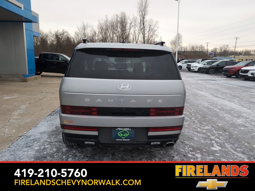 Used 2024 Hyundai Santa Fe Limited image 7