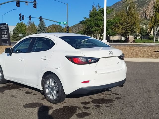 Used 2016 Scion iA FWD image 5