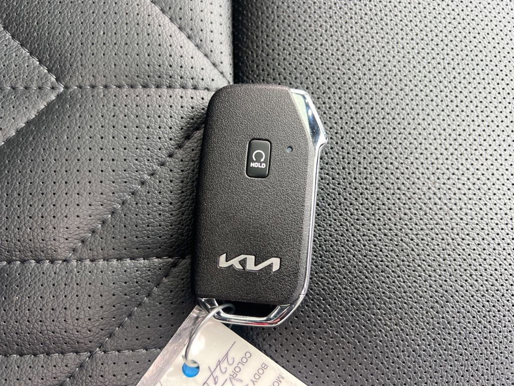 Certified 2024 Kia Sportage X-Line w/ X-Line Premium Package image 27