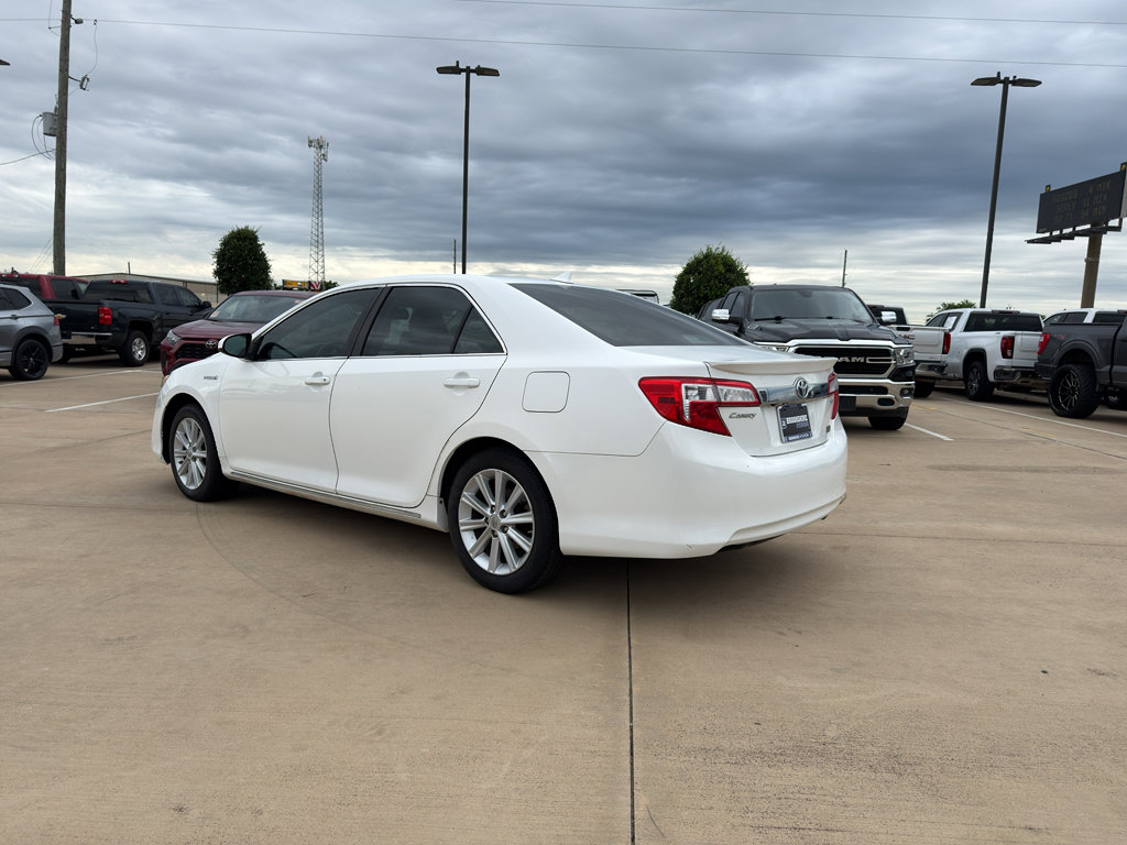 Used 2012 Toyota Camry XLE w/ Leather Pkg FWD image 7