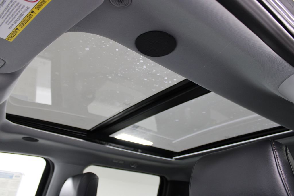 New 2025 Ford F250 Lariat w/ Lariat Ultimate Package image 27