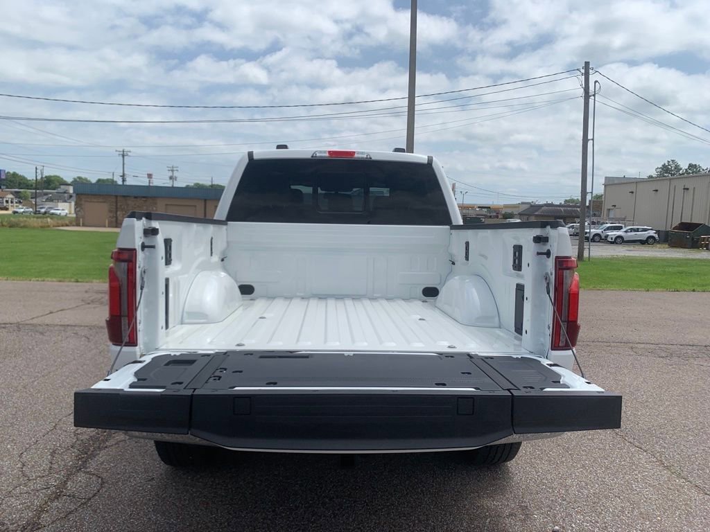 New 2025 Ford F150 Lariat w/ Equipment Group 501A Mid image 27