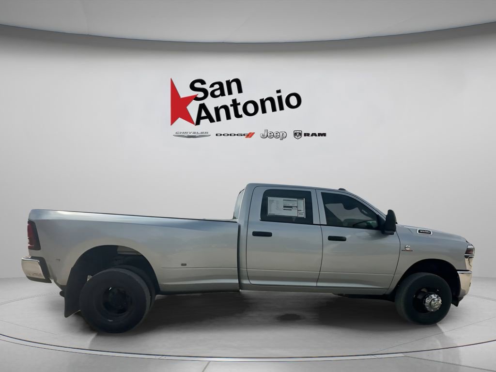 New 2027 RAM 3500 Tradesman AWD/4WD image 14