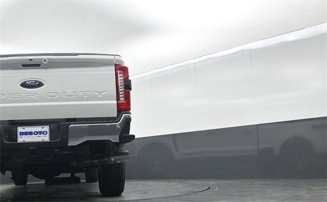 New 2026 Ford F250 Lariat image 48