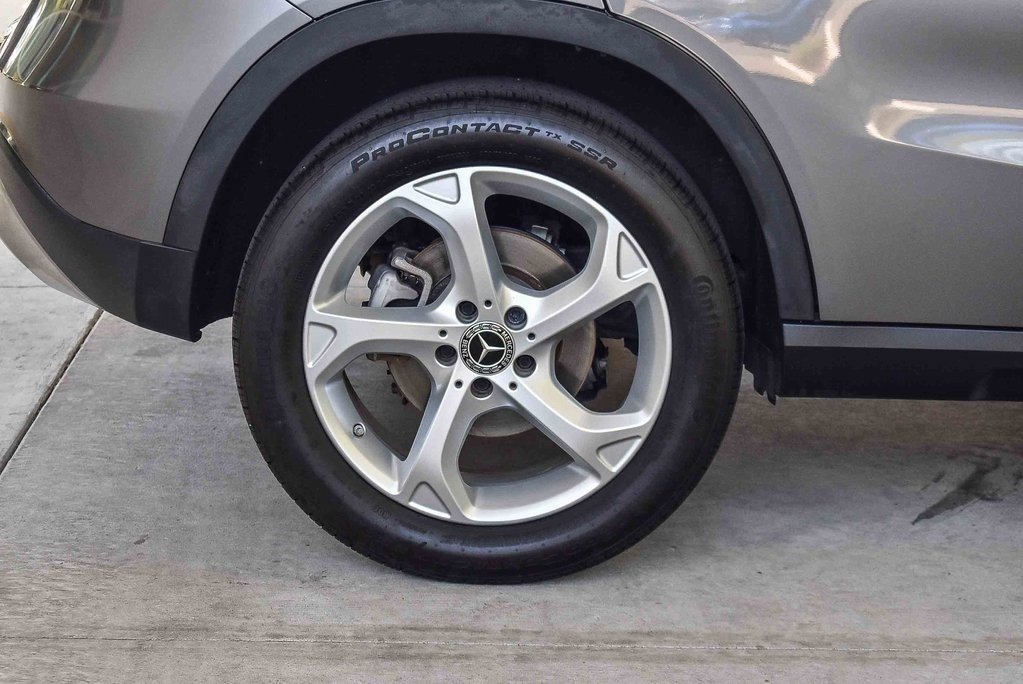 Used 2019 Mercedes-Benz GLA 250 4MATIC image 11