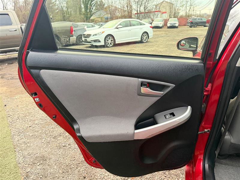 Used 2015 Toyota Prius Two FWD image 13