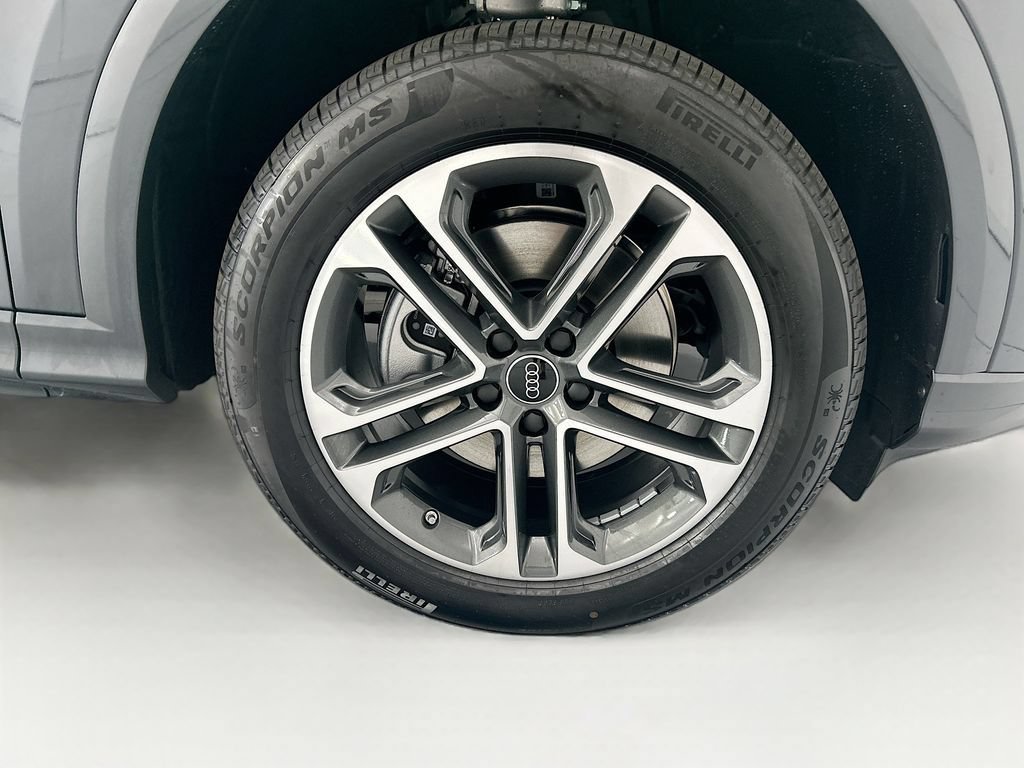 Used 2026 Audi Q5 Premium Plus w/ Premium Plus AWD/4WD image 31