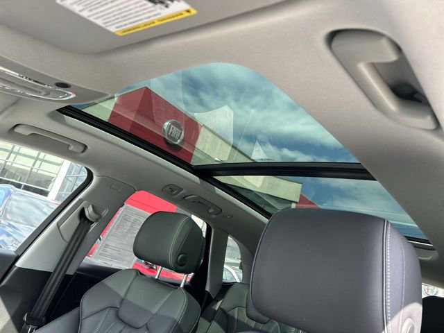 Used 2024 Audi Q5 e Premium Plus image 24