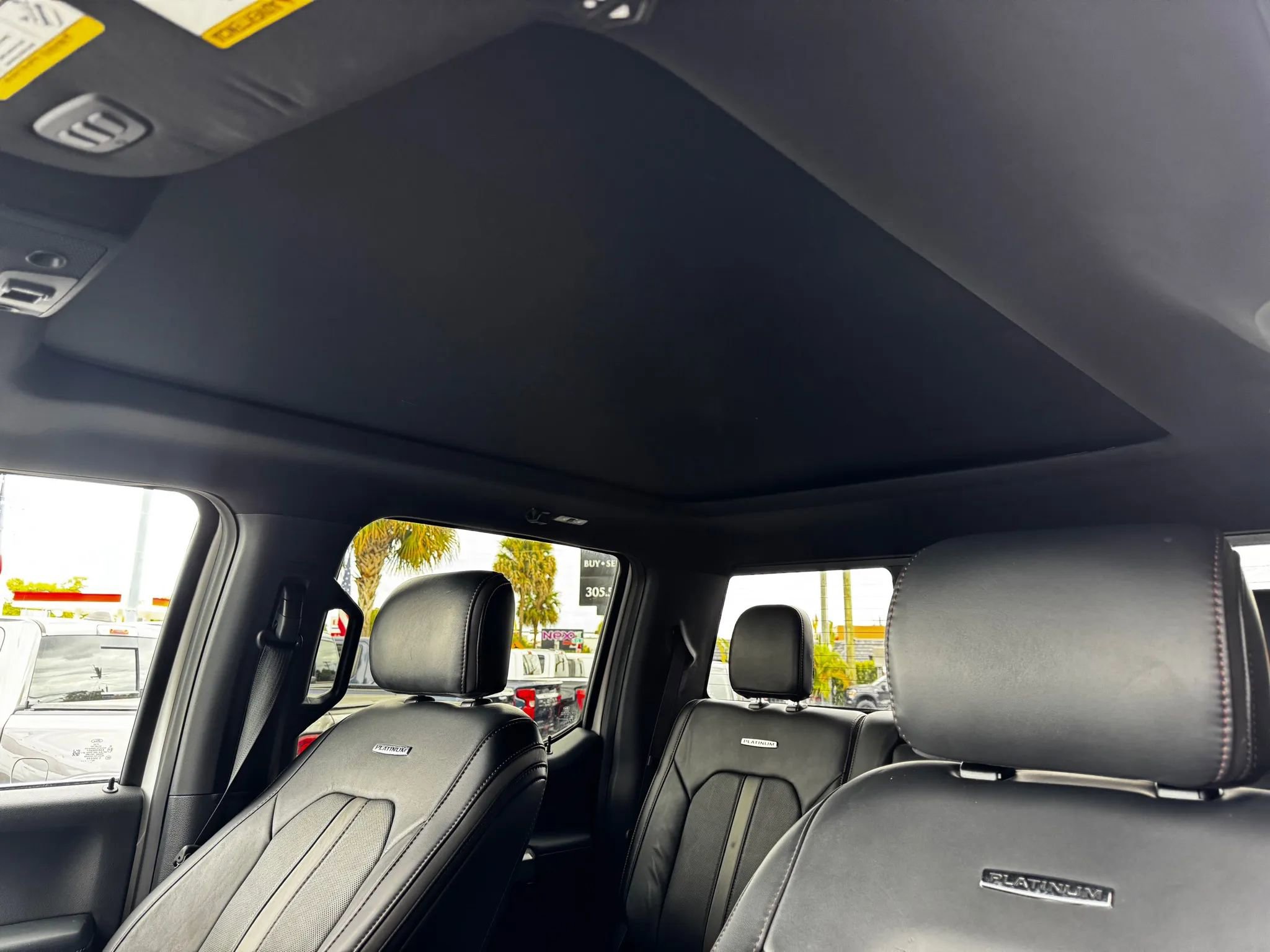 Used 2020 Ford F350 Platinum w/ FX4 Off-Road Package AWD/4WD image 14