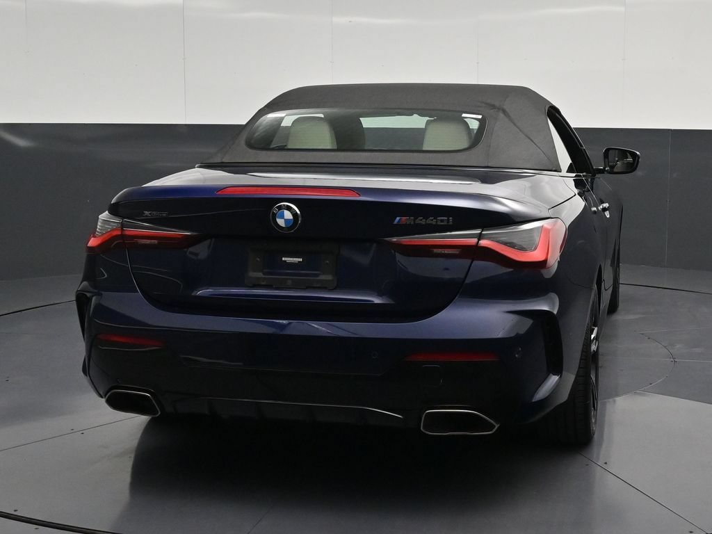 Used 2022 BMW 440i xDrive Convertible AWD/4WD image 2