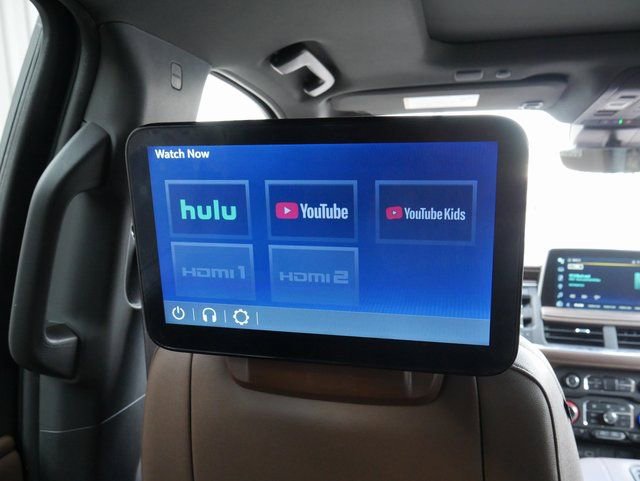 Used 2023 Chevrolet Suburban High Country image 29