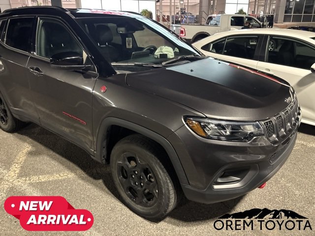 Used 2023 Jeep Compass Trailhawk AWD/4WD image 1