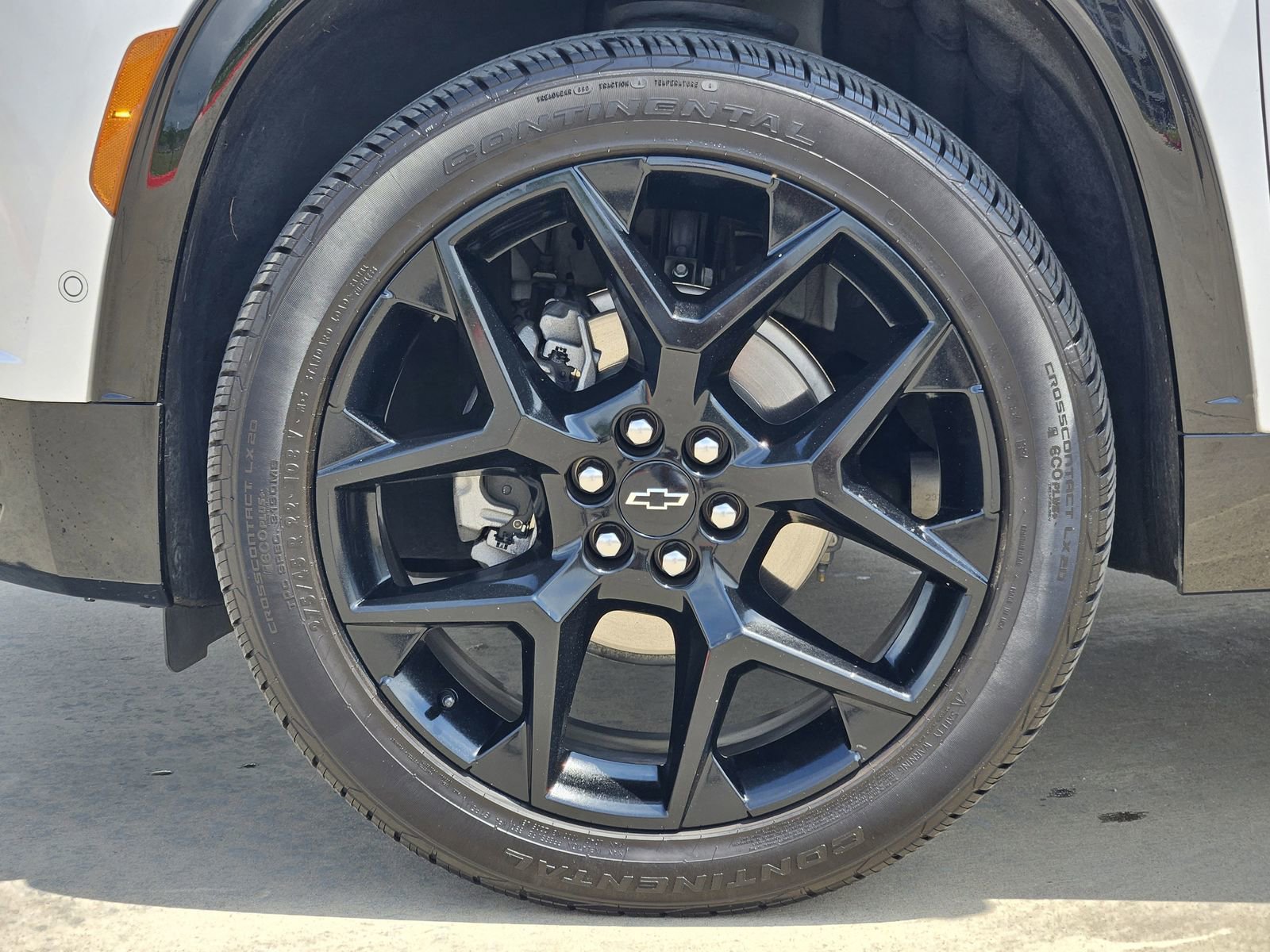 Certified 2024 Chevrolet Traverse RS w/ LPO, Floor Liner Package image 13