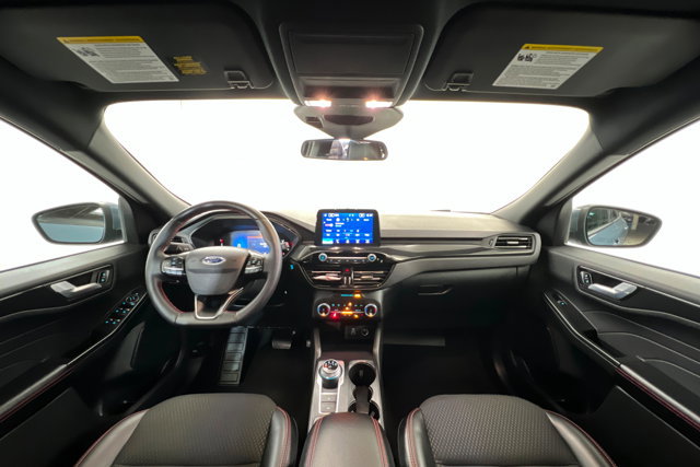Used 2025 Ford Escape ST-Line Select image 9