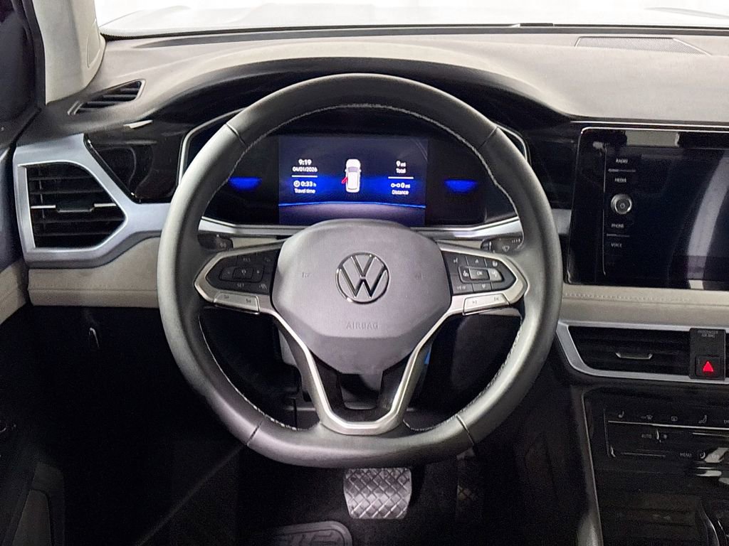 New 2026 Volkswagen Taos SE AWD/4WD image 13