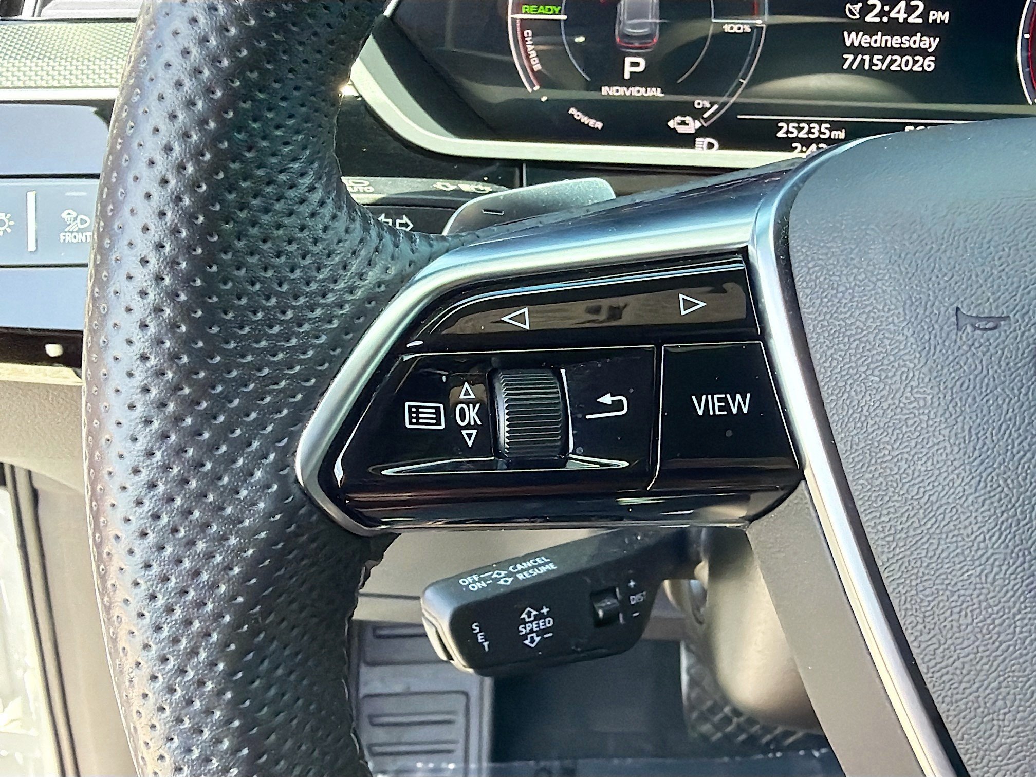 Used 2022 Audi e-tron S Premium Plus AWD/4WD image 36
