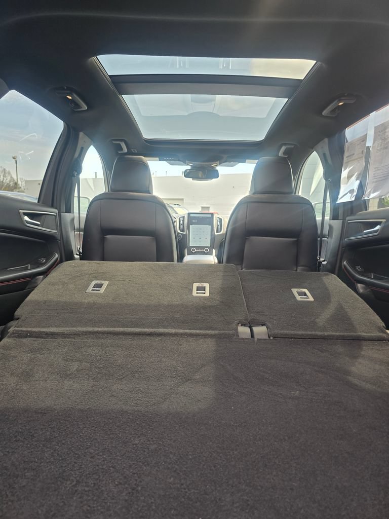 Certified 2023 Ford Edge ST-Line AWD/4WD image 16