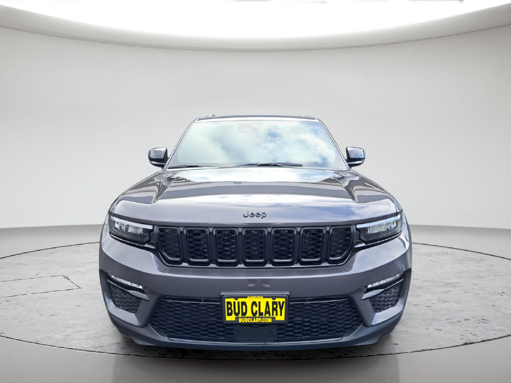 New 2025 Jeep Grand Cherokee Limited w/ Black Appearance Package AWD/4WD image 2