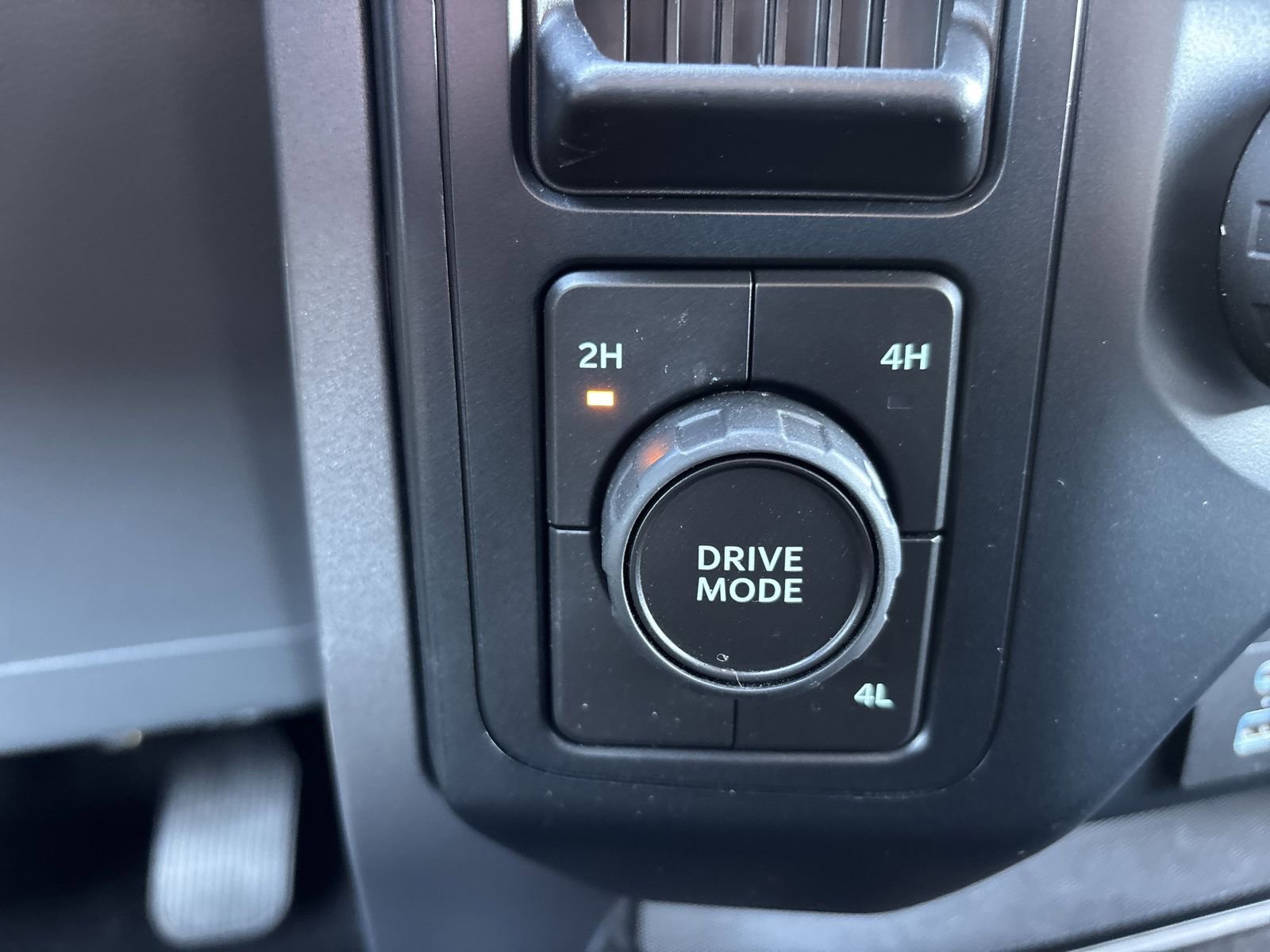 Used 2023 Ford F150 XLT image 11