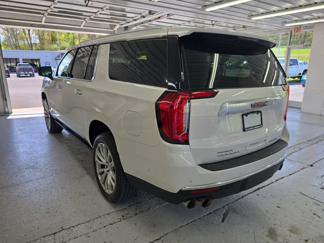 Used 2024 GMC Yukon XL Denali w/ Denali Reserve Package AWD/4WD image 3
