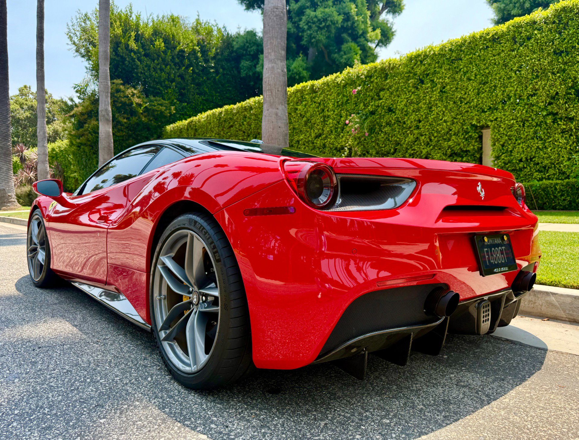 Used 2016 Ferrari 488 GTB image 8