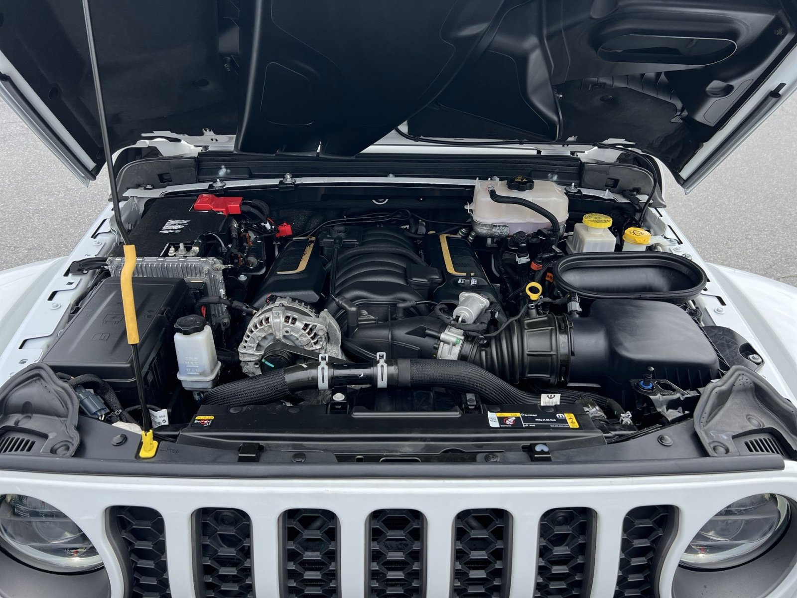 Used 2023 Jeep Wrangler Unlimited Rubicon 392 w/ Xtreme Recon 35" Tire Package AWD/4WD image 26