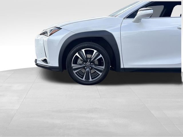 Used 2020 Lexus UX 250h w/ Premium Package image 27