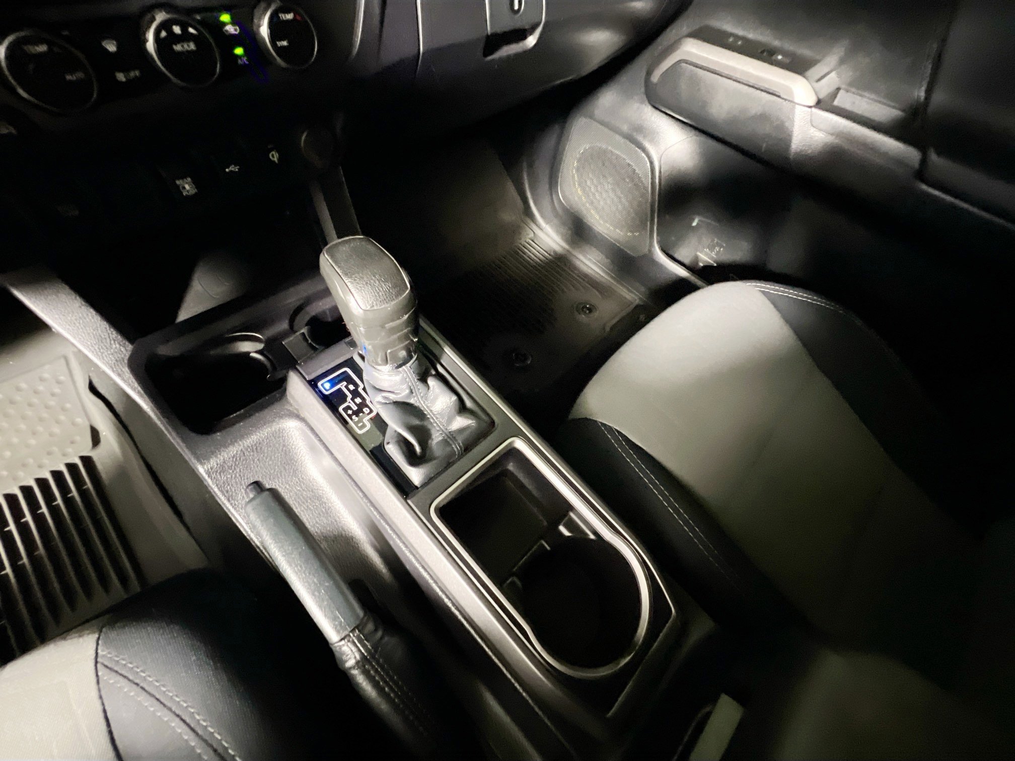 Used 2021 Toyota Tacoma TRD Sport image 26