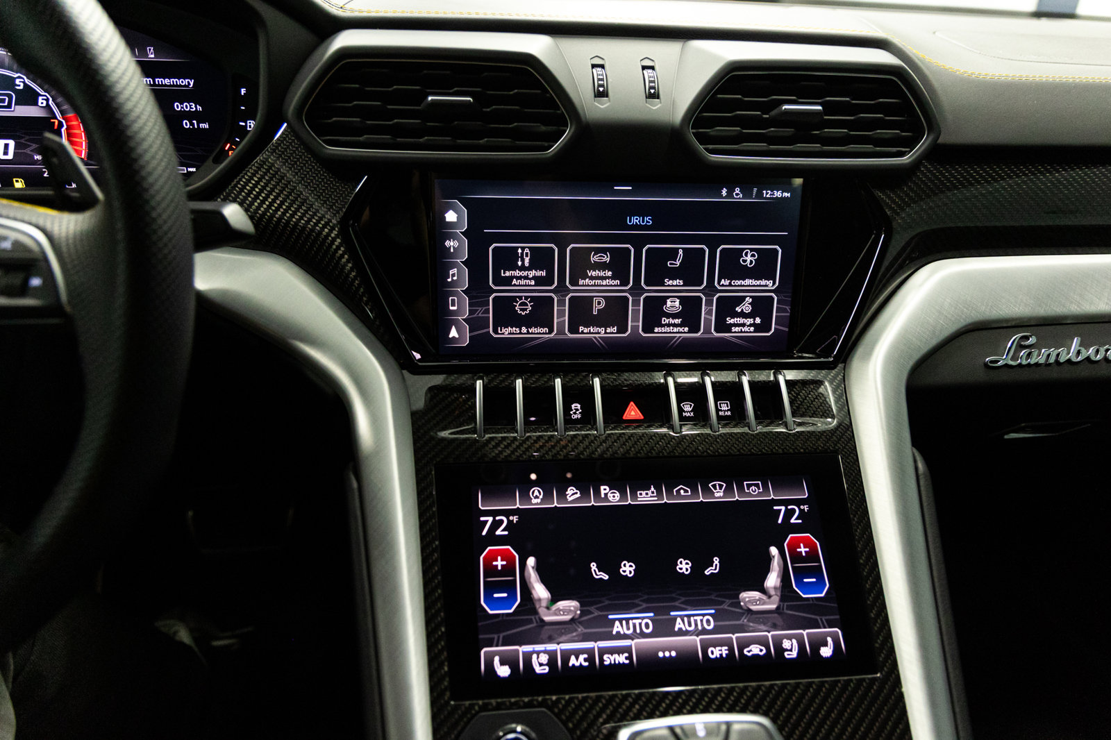Used 2021 Lamborghini Urus AWD/4WD image 28
