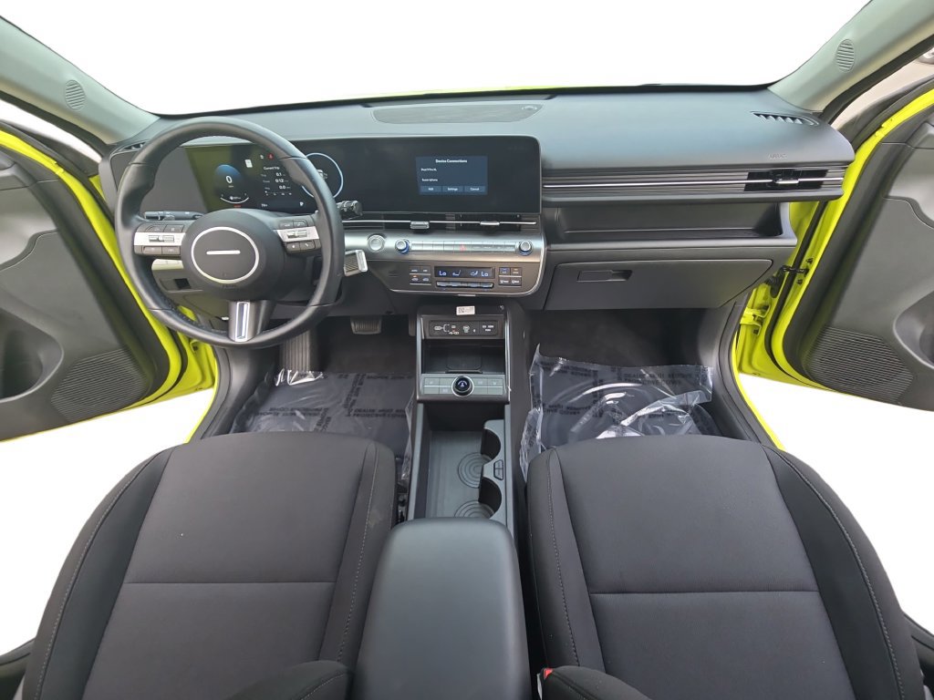 Used 2025 Hyundai Kona SEL AWD/4WD image 9
