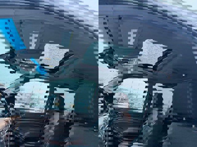 Used 2018 GMC Yukon XL SLT image 12