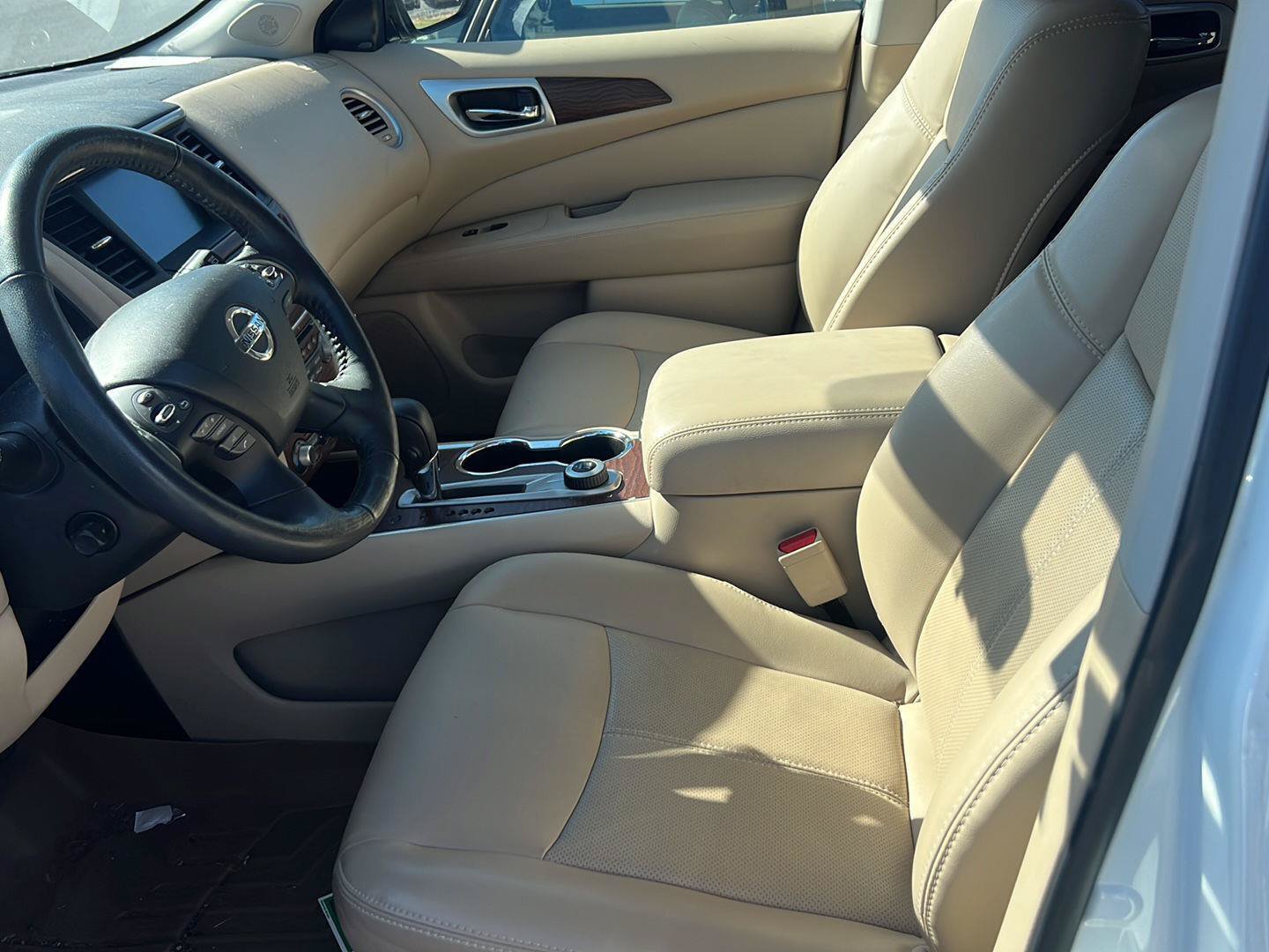 Used 2020 Nissan Pathfinder Platinum AWD/4WD image 8