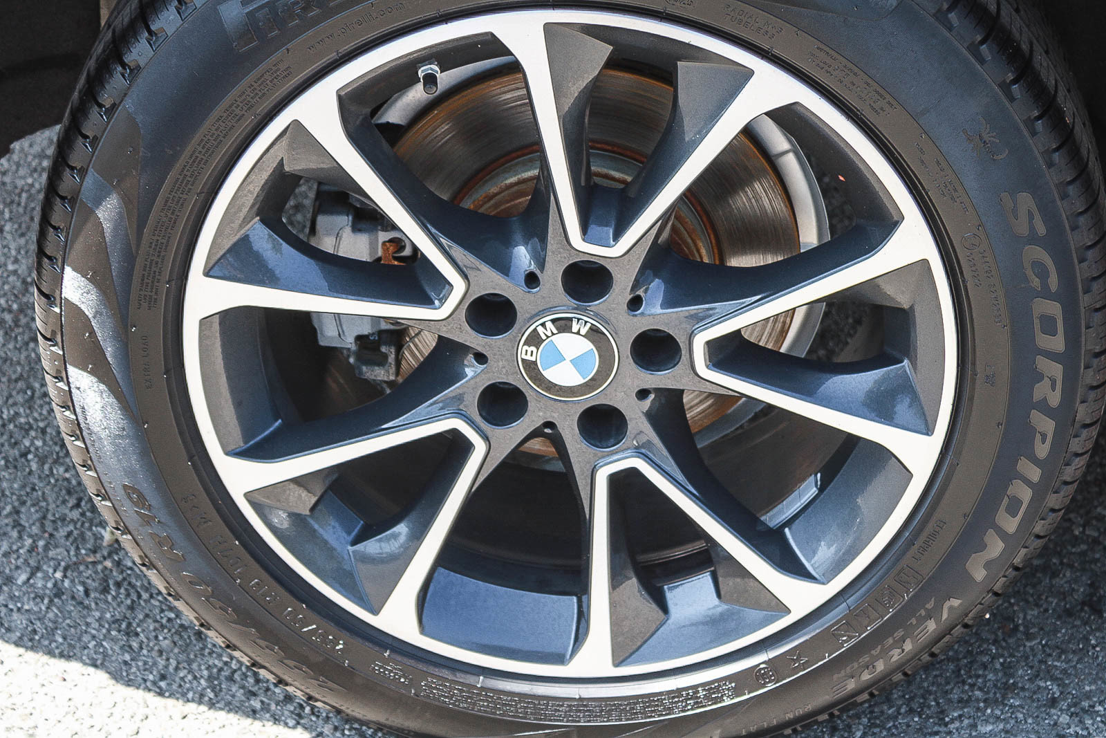 Used 2018 BMW X5 sDrive35i RWD image 11