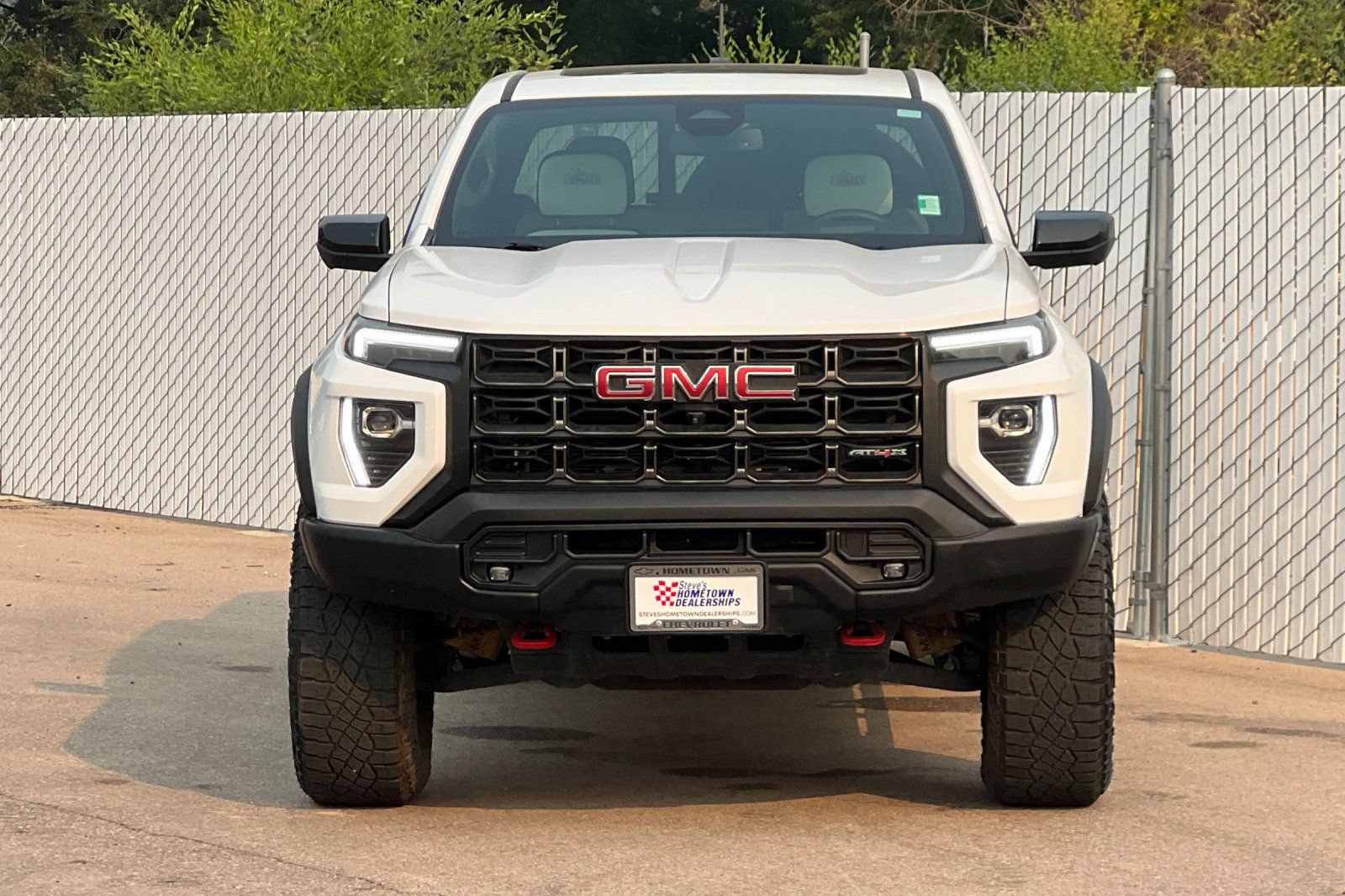 Used 2024 GMC Canyon AT4X w/ AT4X AEV Edition AWD/4WD image 6