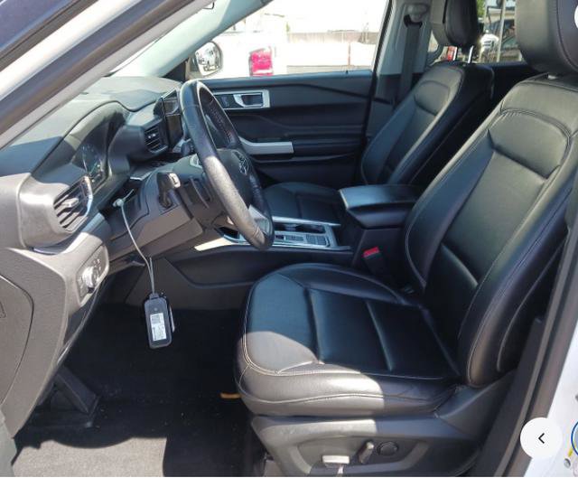 Used 2020 Ford Explorer XLT w/ Equipment Group 202A image 7