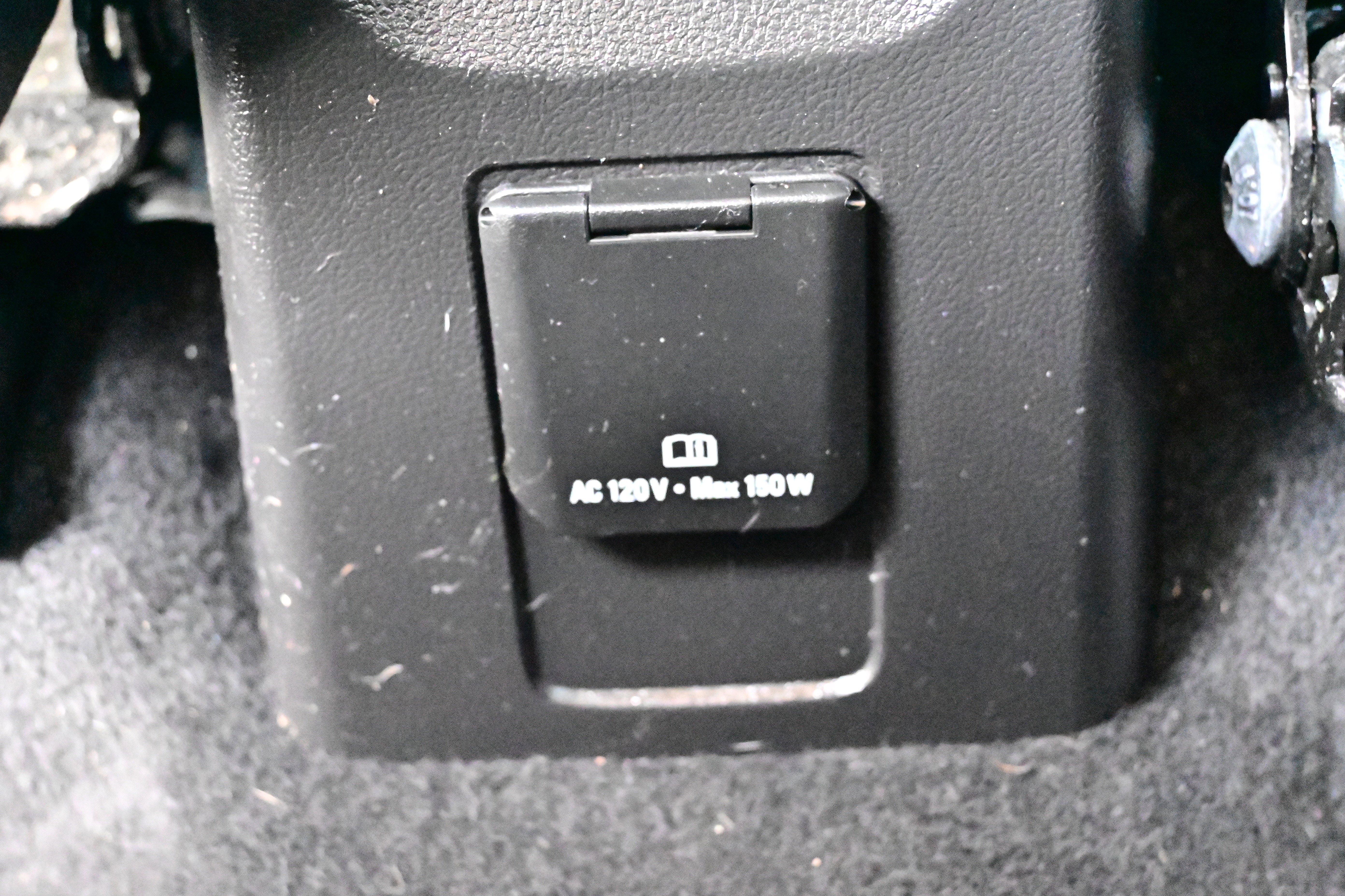 Used 2022 Buick Encore Preferred w/ Safety Package AWD/4WD image 15