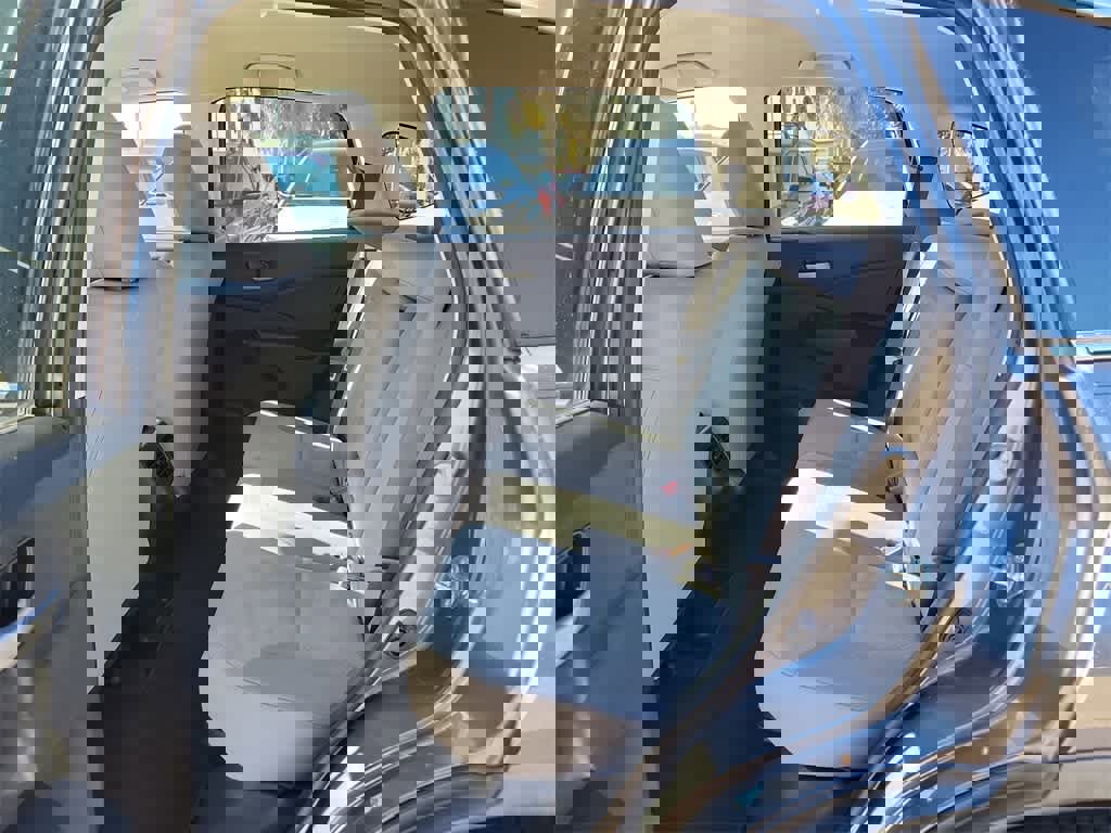 Used 2016 Honda CR-V SE image 11