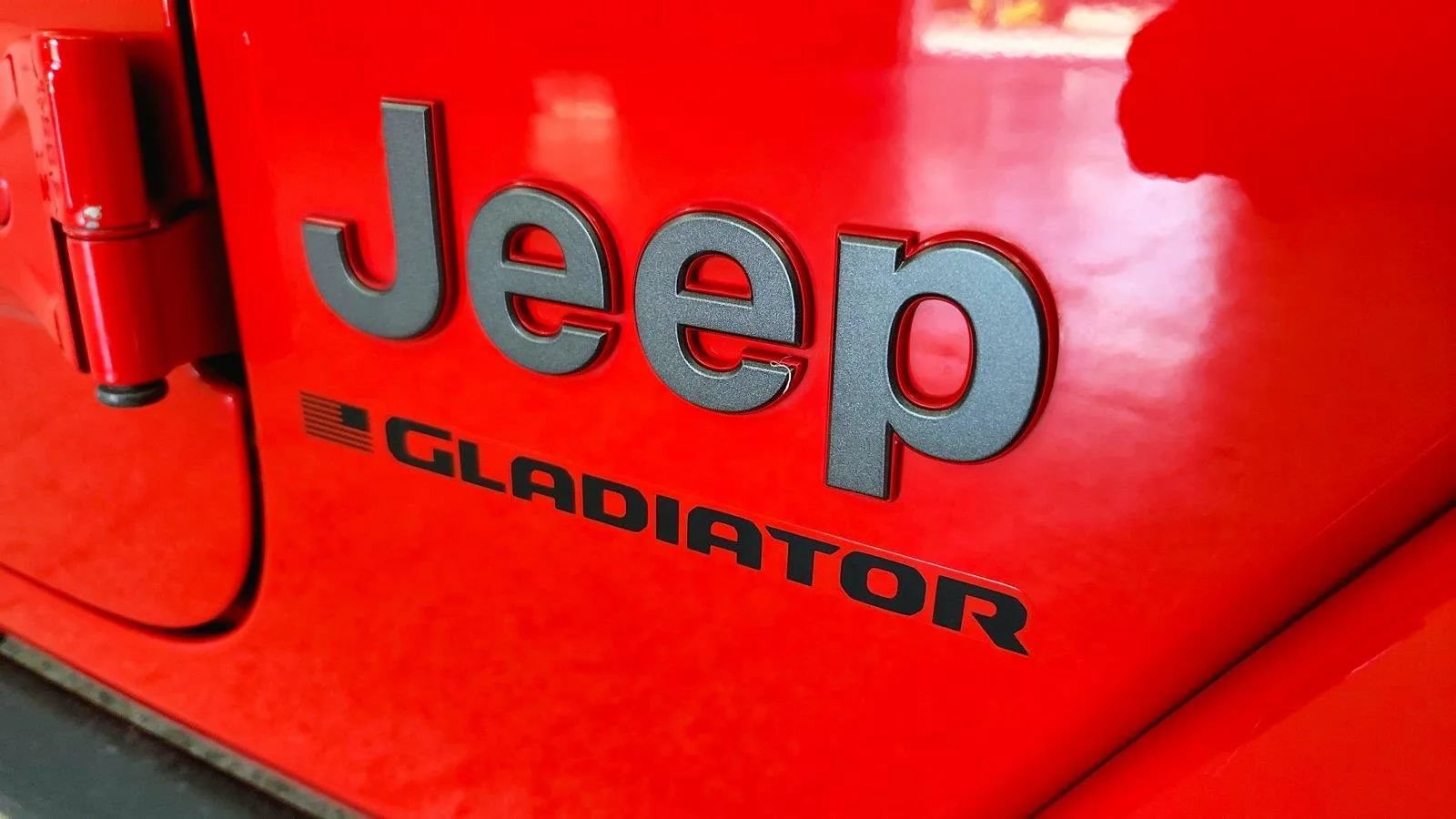 Used 2023 Jeep Gladiator Rubicon w/ Cold Weather Group AWD/4WD image 33