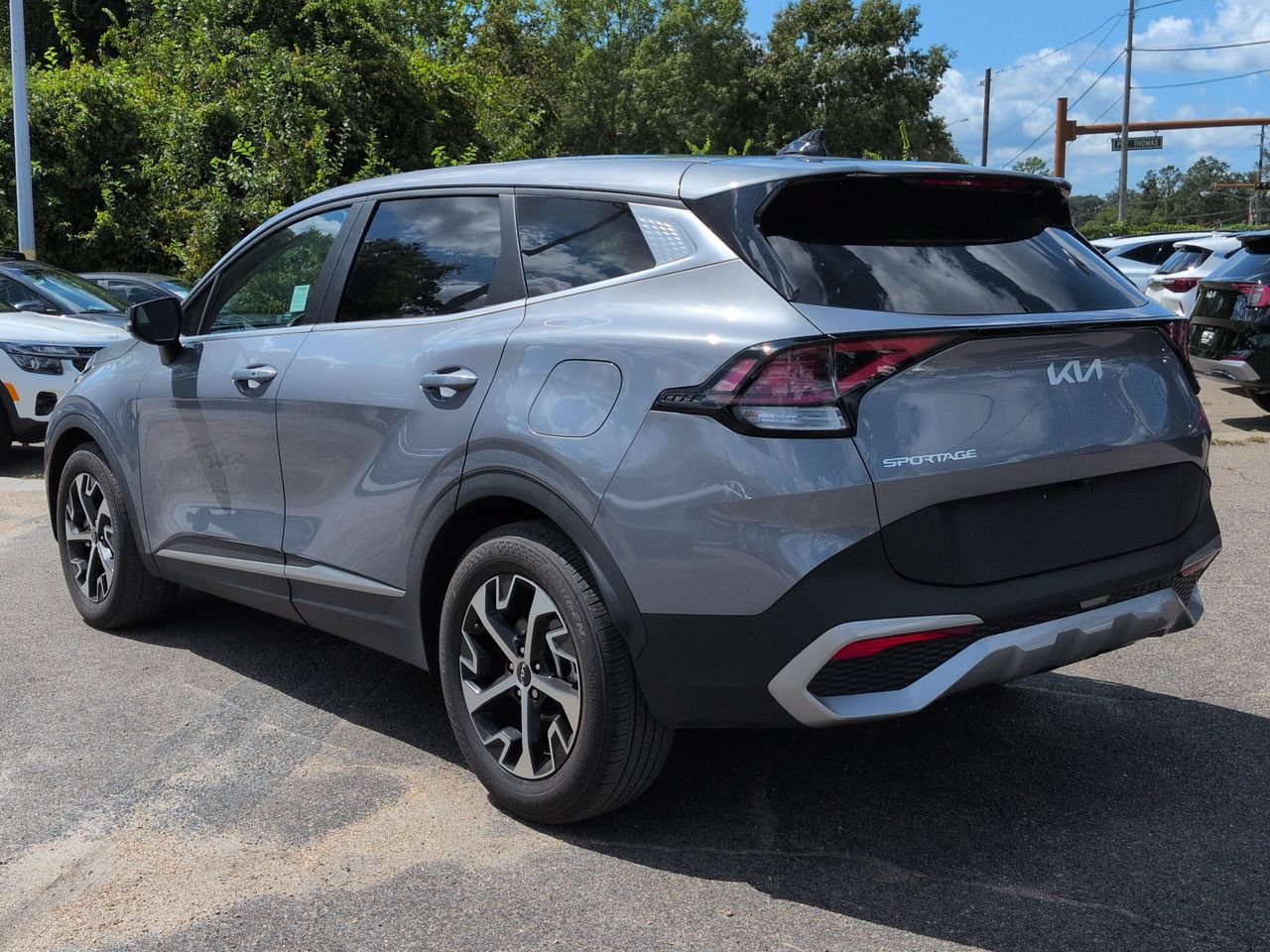 Certified 2024 Kia Sportage EX FWD image 7
