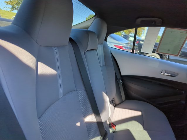 Certified 2025 Toyota Corolla SE FWD image 29